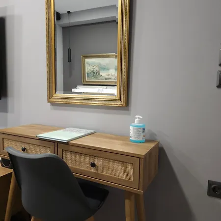 Apartment Dione Luxury Business In The Heart Of Athens