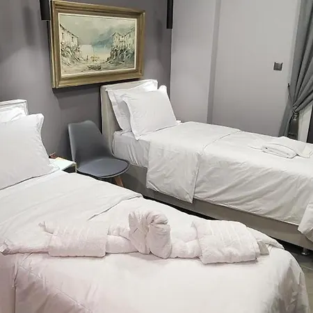 Dione Luxury Business In The Heart Of Apartman Athén