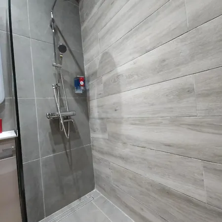 Dione Luxury Business In The Heart Of Apartman